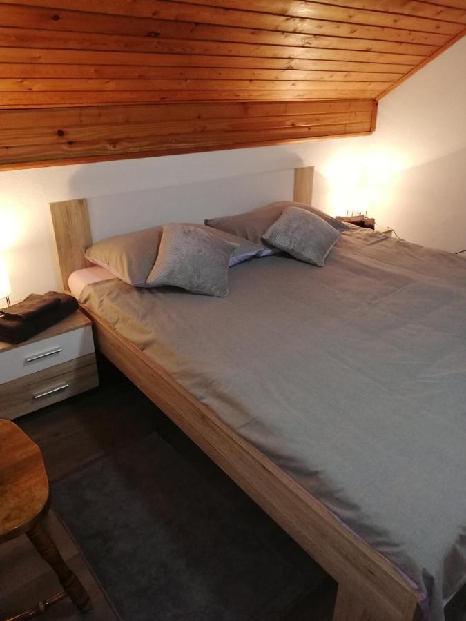 Holiday Home Tin オグリン エクステリア 写真