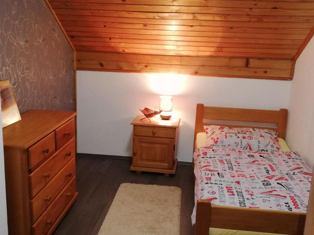 Holiday Home Tin オグリン エクステリア 写真